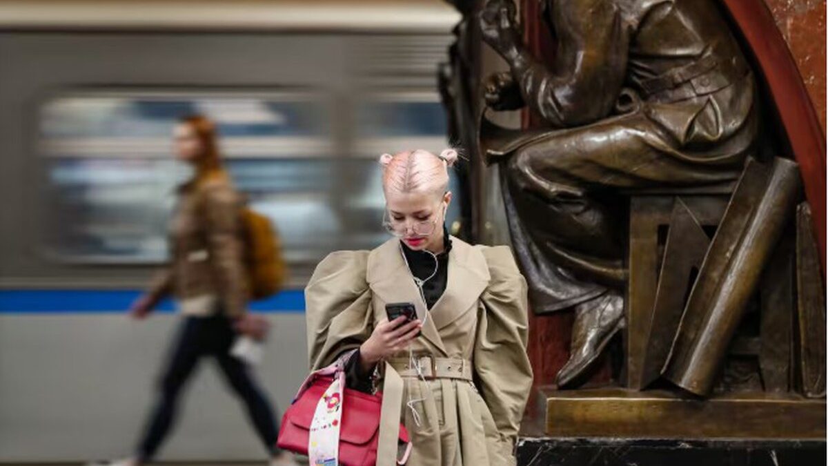 Người Nga bỗng đổ xô đi mua bản đồ đường bộ: Moscow đang gặp vấn đề gì?