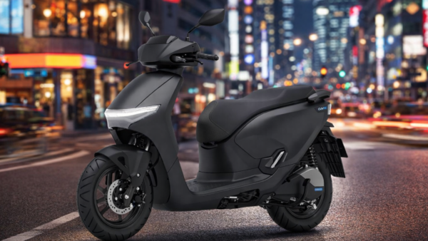 Xăng leo thang, xe điện hút khách: 4 mẫu xe cho nam giới nhìn thôi đã thấy “ra gì”