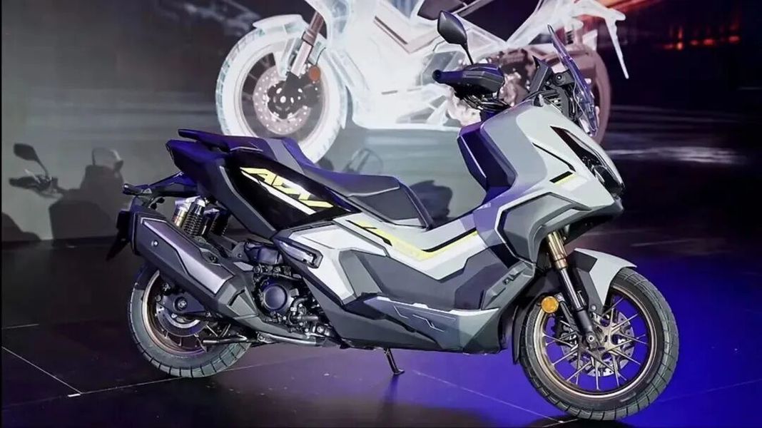 Honda Forza 350 và ADV350 nâng cấp loạt trang bị nhưng giữ nguyên giá bán khiến thị trường xe tay ga tầm trung dậy sóng - Ảnh 2.