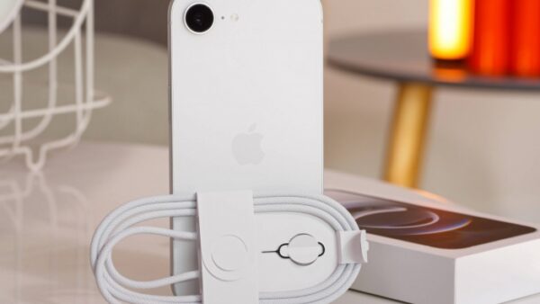 iPhone 16e rẻ nhất Việt Nam cho chip đời mới ngang trình iPhone 17 Pro Max bán chạy top 5 thế giới