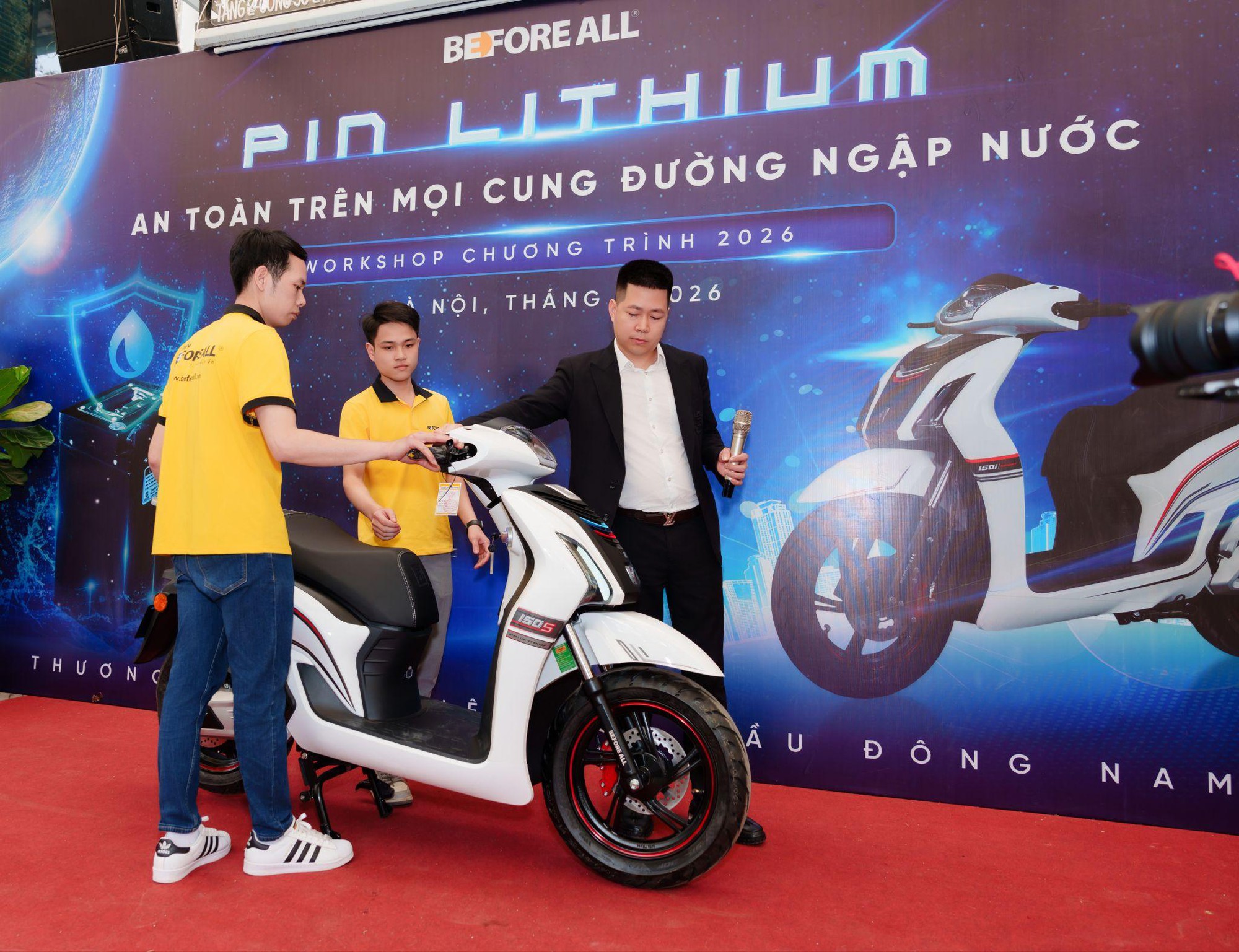 Pin xe điện phát triển thế nào? Before All là ai? - Ảnh 1.