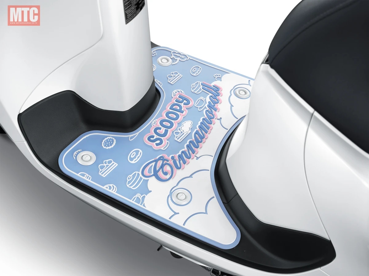 honda-scoopy-cinnamoroll-limited-2-17745791548261944178822 Honda Scoopy Cinnamoroll 2026 gây sốt với thiết kế “cute lạc lối”, bản giới hạn 2.000 chiếc khiến giới trẻ săn lùng - Ảnh 4.