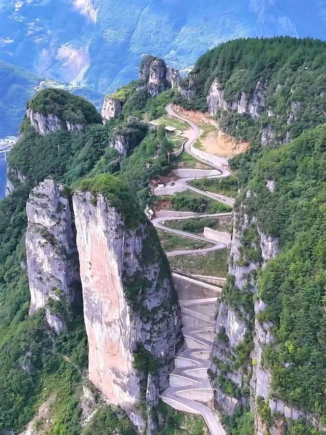 lingpaishi-zigzag-road-1778472572652-17784725729011460033643-1