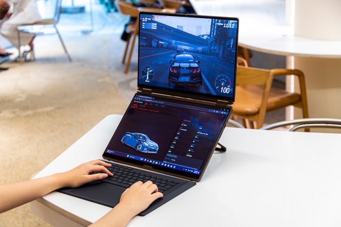 rog-zephyrus-hinh2-1