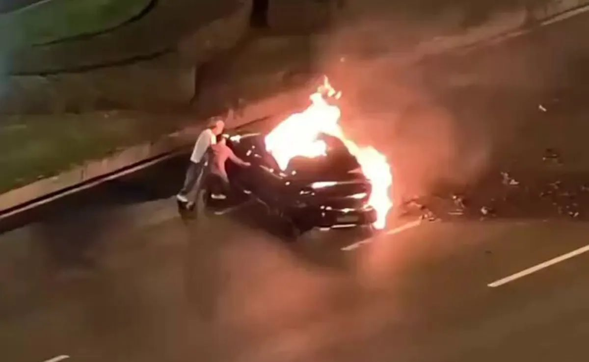 42e4m0rxiaomi-fire-accident-china625x30014october25-1-1781591833238-1781591833464402489771