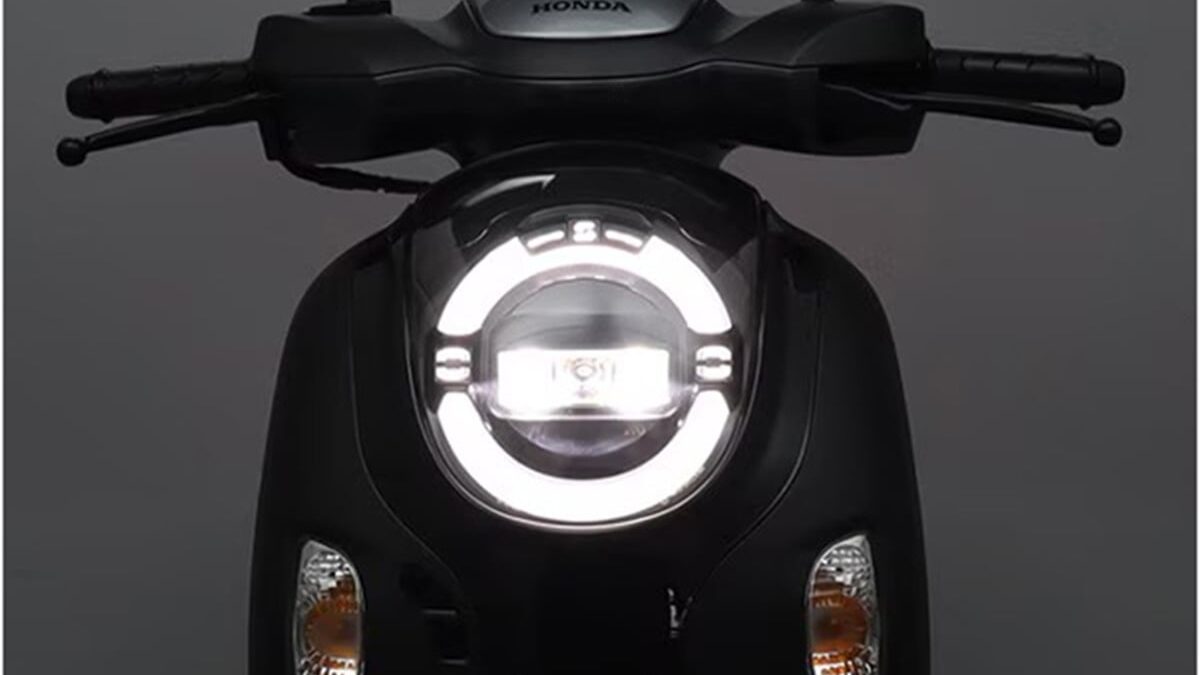 Honda Scoopy Prestige 109cc: Xe tay ga siêu tiết kiệm, chỉ ‘ăn’ 58,8 km/lít xăng
