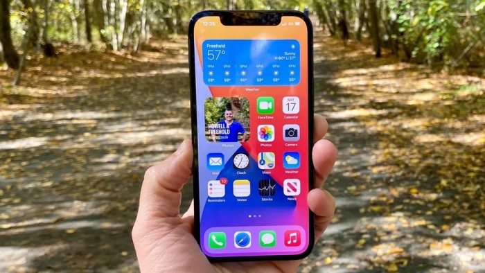 iphone-12-pro-t12-1201-1