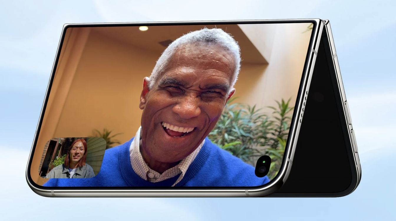 apple-2-1789976560 apple-2-1789976560.png