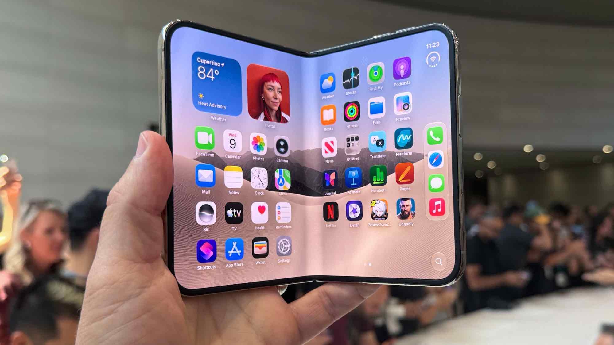 dat-truoc-iphone-duo-1792033921.png