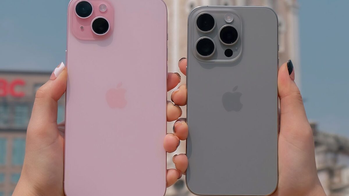 Bảng giá iPhone 15 tháng 10 giảm sâu, iPhone 15 Plus hơn 17 triệu đồng, iPhone 15 Pro Max rẻ thủng đáy