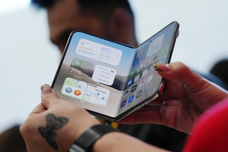 Hé lộ bí mật giấu trong bản lề giúp iPhone Duo mỏng nhưng mạnh hơn 35%