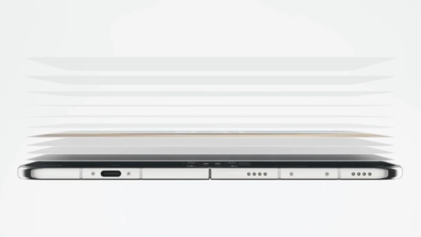 Vượt mặt Galaxy Z Fold 8, màn hình mờ gây tranh cãi của iPhone Duo có thể thay mới